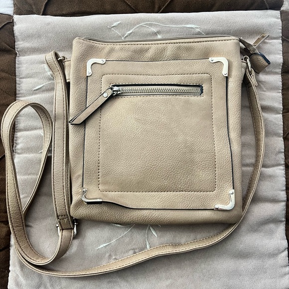 Cross body bag - Picture 1 of 4